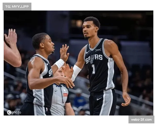 文班亚马砍27分助力马刺季前赛全胜 展现惊人潜力