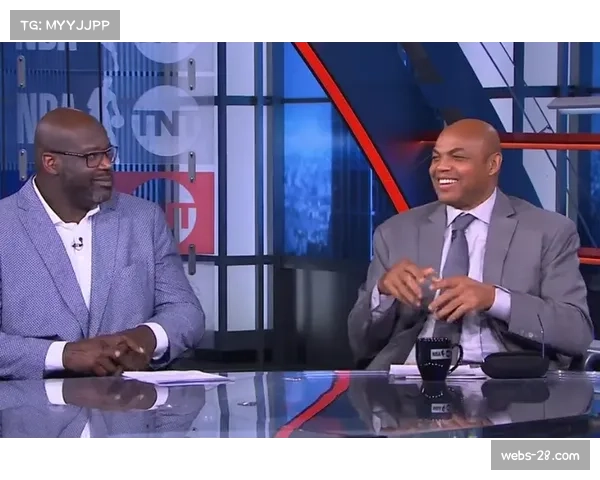 斯特拉斯堡新帅加里·奥尼尔上任,年轻球队冲击欧战席位 斯特拉斯堡新帅加里·奥尼尔上任,年轻球队冲击欧战席位